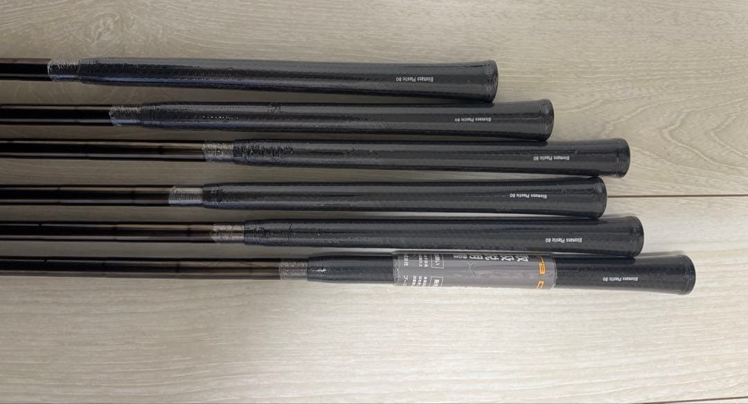 コブラ キングツアー　cobra アイアン　新品未使用　限定　アイアンセット