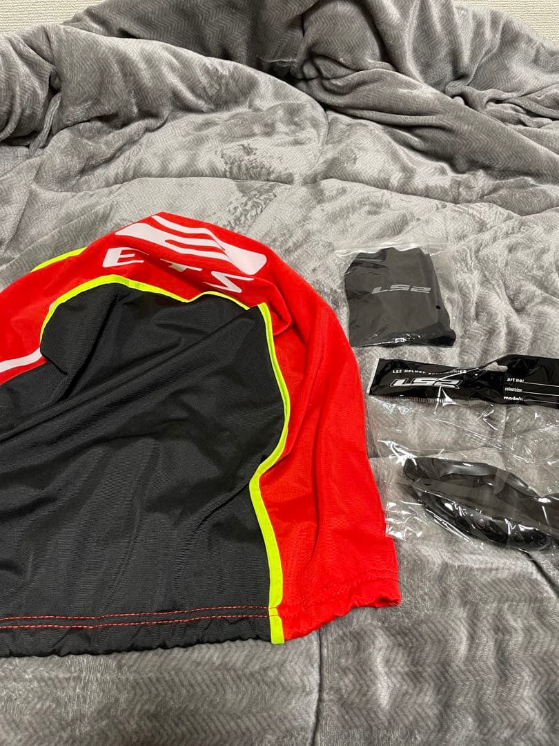 【試着のみ】LS2 サンダーC GP Mサイズ　バイク用カーボンヘルメット