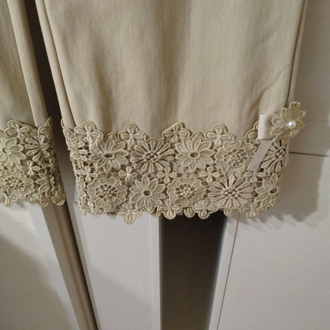 【新品】スーパービューティー裾レース×リボン使い裏起毛パンツ ベージュ44