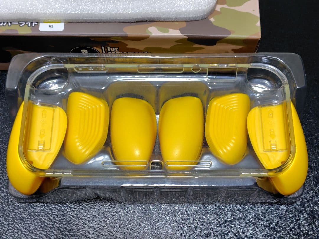 [美品] Nintendo Switch Lite ＋ キャリングケース＋カバー