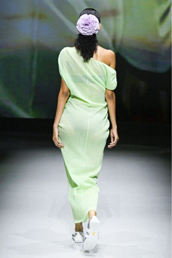 ⭐︎値下げ⭐︎FETICO SQUARE-TOE LEATHER スニーカー