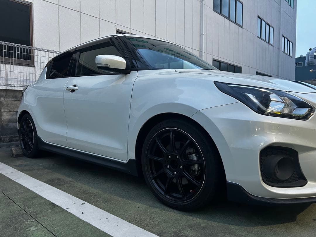 ◇送料込み◇ 17inch ホイール４本 スイスポ