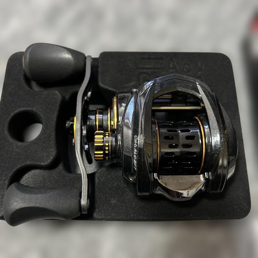 Abu Garcia Revo ALX ベイトリール