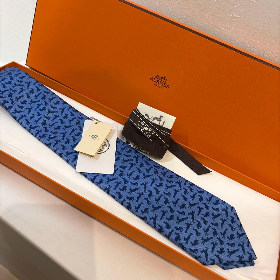 新品未使用　HERMES 動物柄 ネクタイ シルク製
