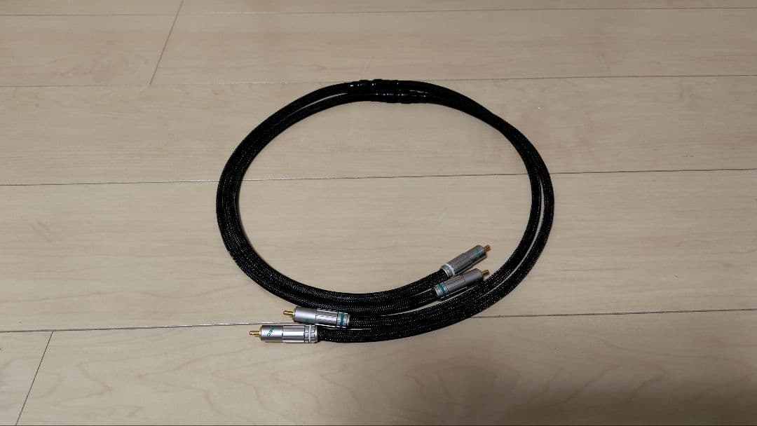 SAEC サエク SL-1990 V2 RCAケーブル 1mのペアです。