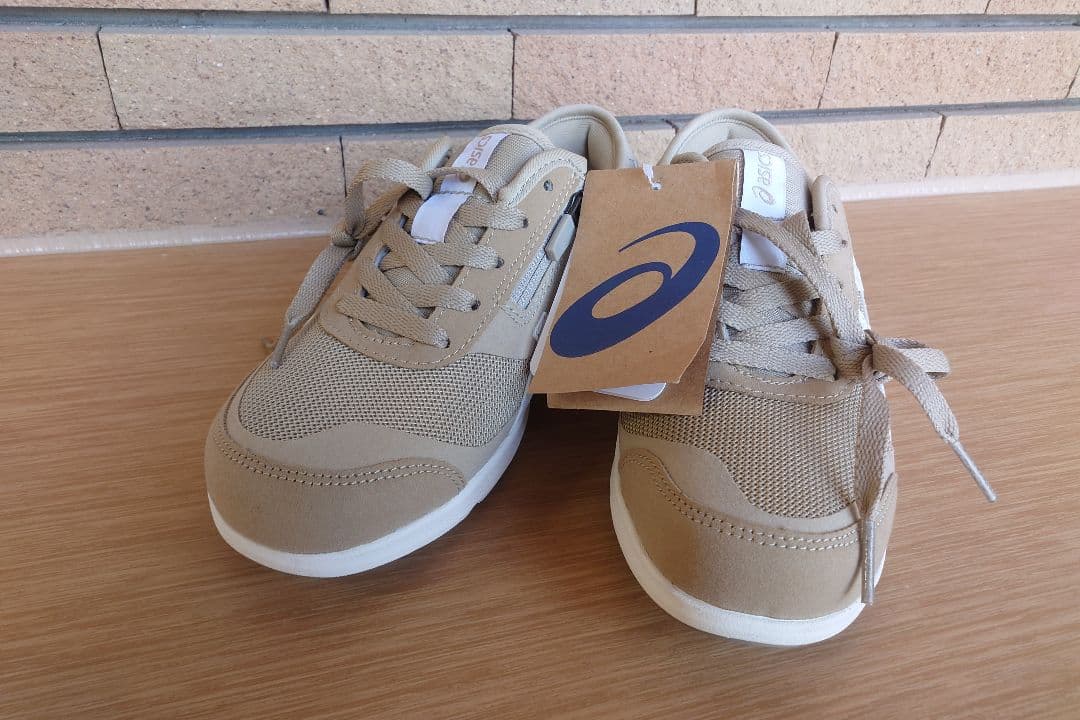 新品☆アシックス ハダシウォーカーW066 ウォーキングシューズ 23cm 3E