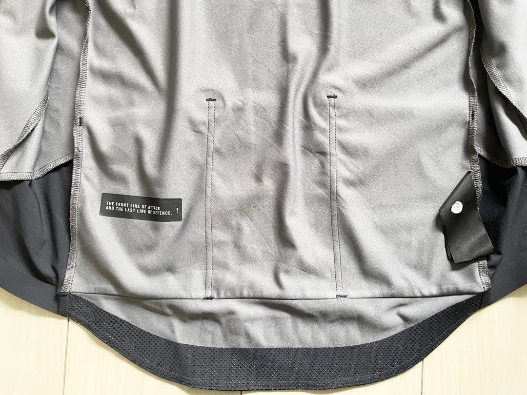 Raphaプロチーム WINDSTOPPERジャージ（gore-tex）Lサイズ