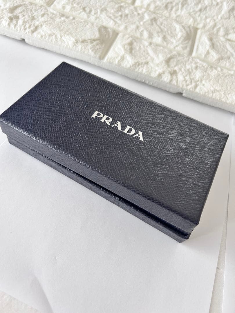 ⭐️未使用⭐️PRADA iPhoneケース ライトブルー　13pro 三角ロゴ