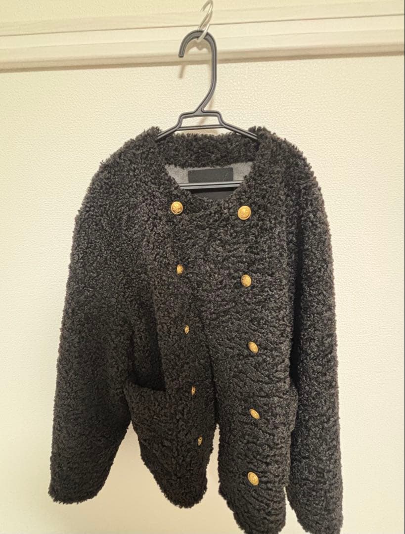 Mila Owen ミラオーウェン　金釦カールファージャケット