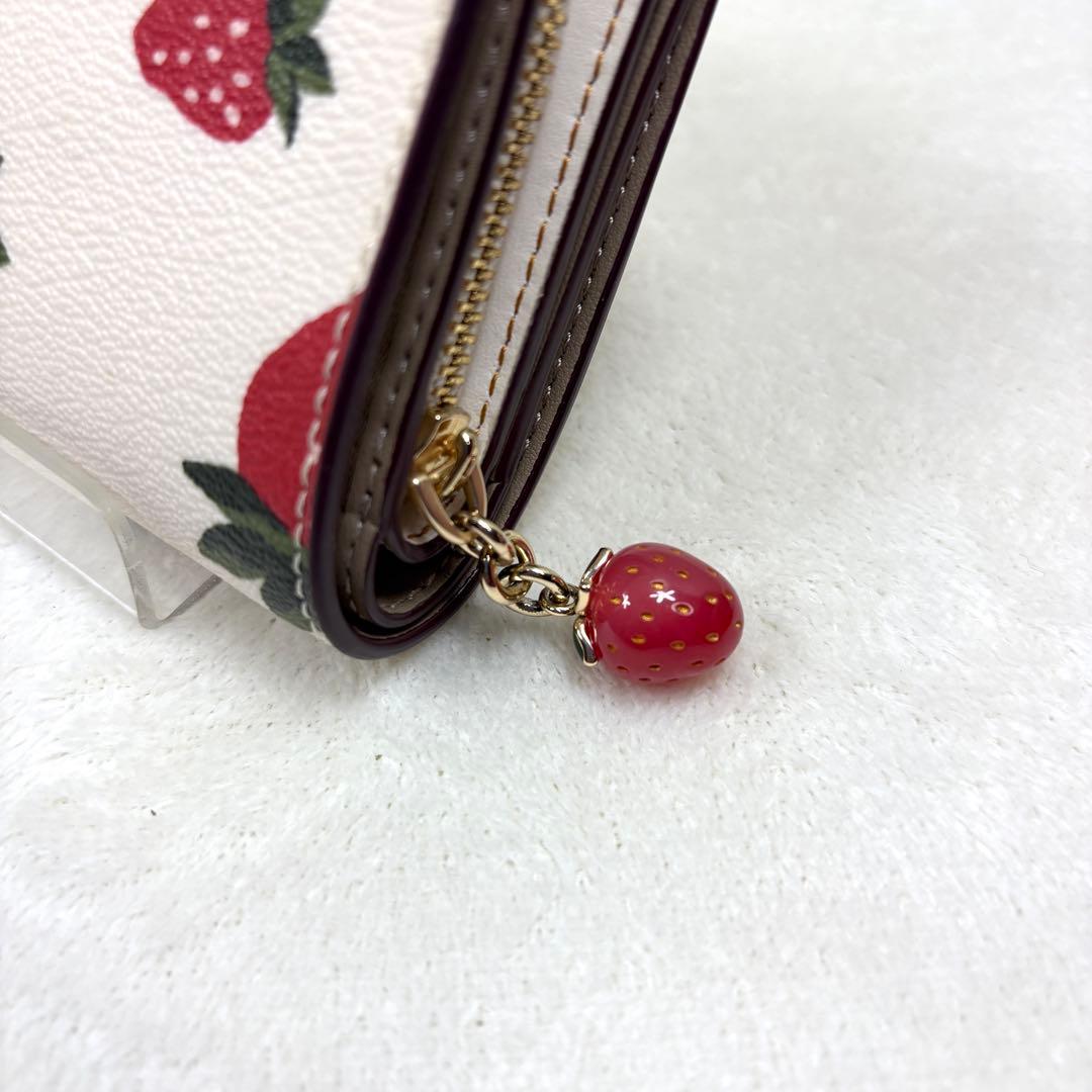 COACH コーチ いちご柄 財布 イチゴ柄 苺柄 スナップ ウォレット