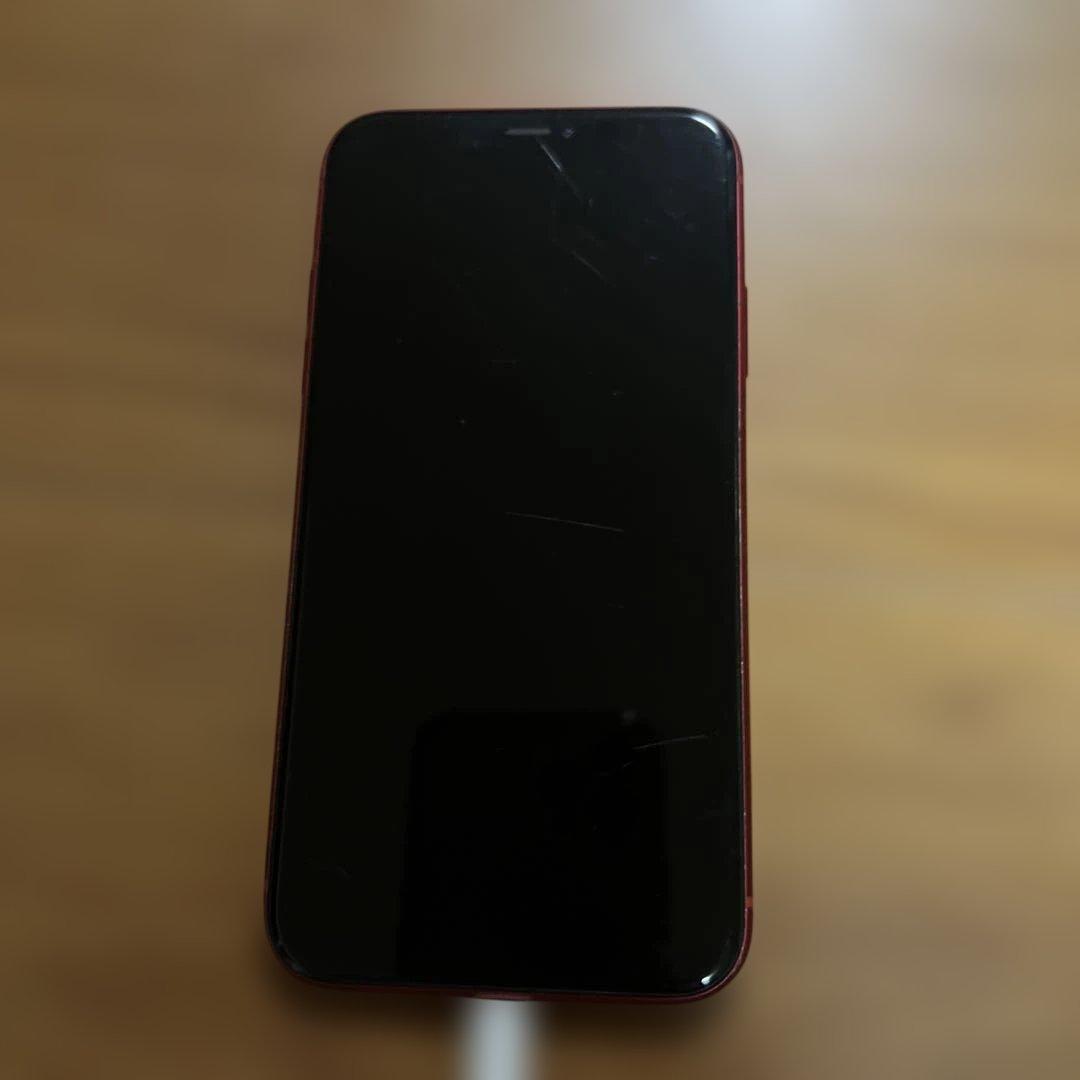 Apple iPhone 11 赤64GB