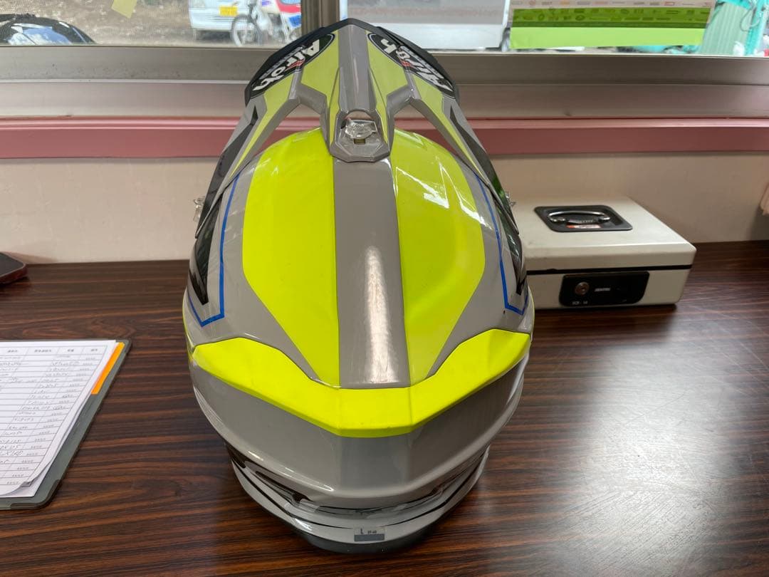 Airoh モトクロスフルフェイスヘルメット