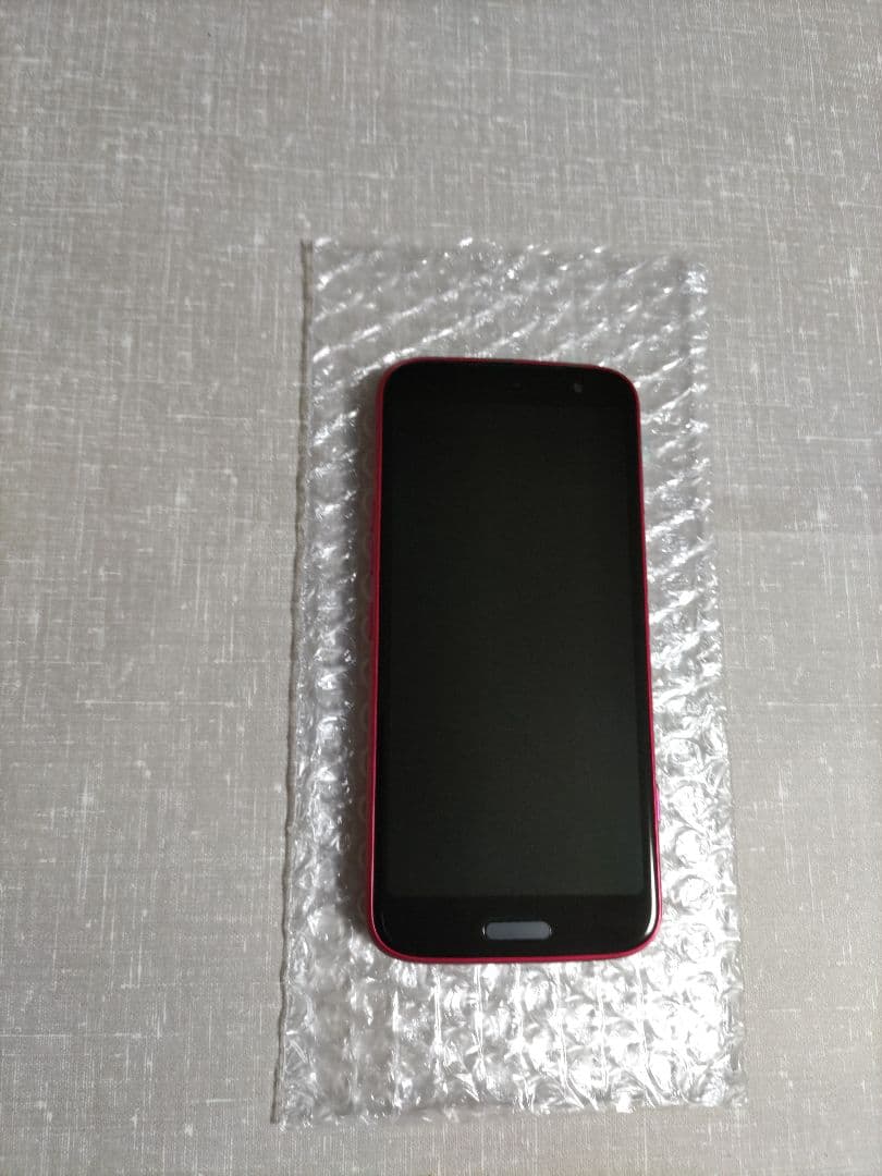 極美品 らくらくスマートフォン F-53E ピンク 新品ケース、フィルム付き