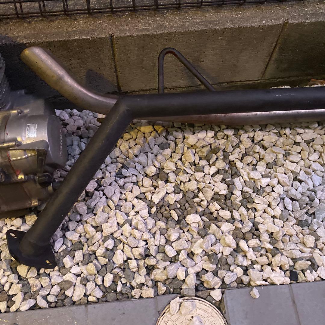 80ヴォクシー中間マフラー