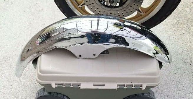 z1 z2フロントフェンダー