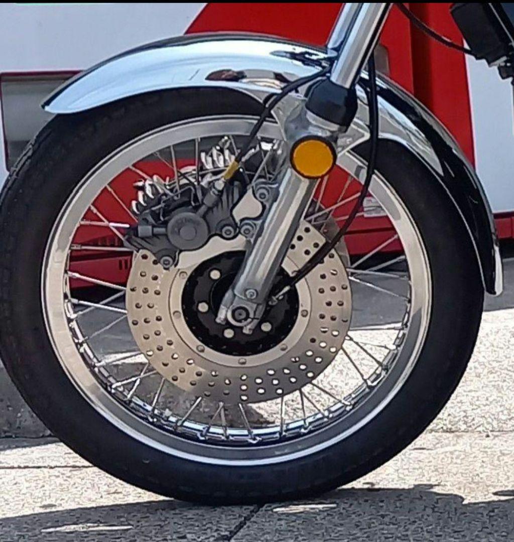 z1 z2フロントフェンダー