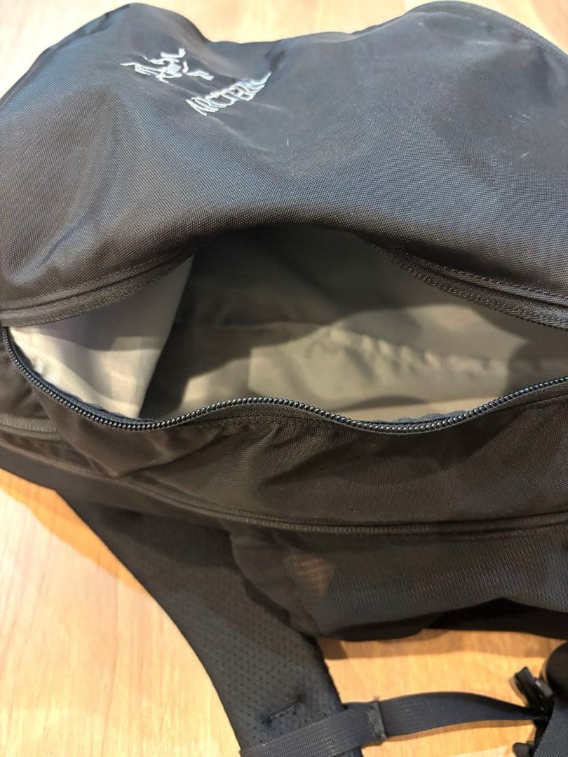 《美品》ARC'TERYX マンティス26