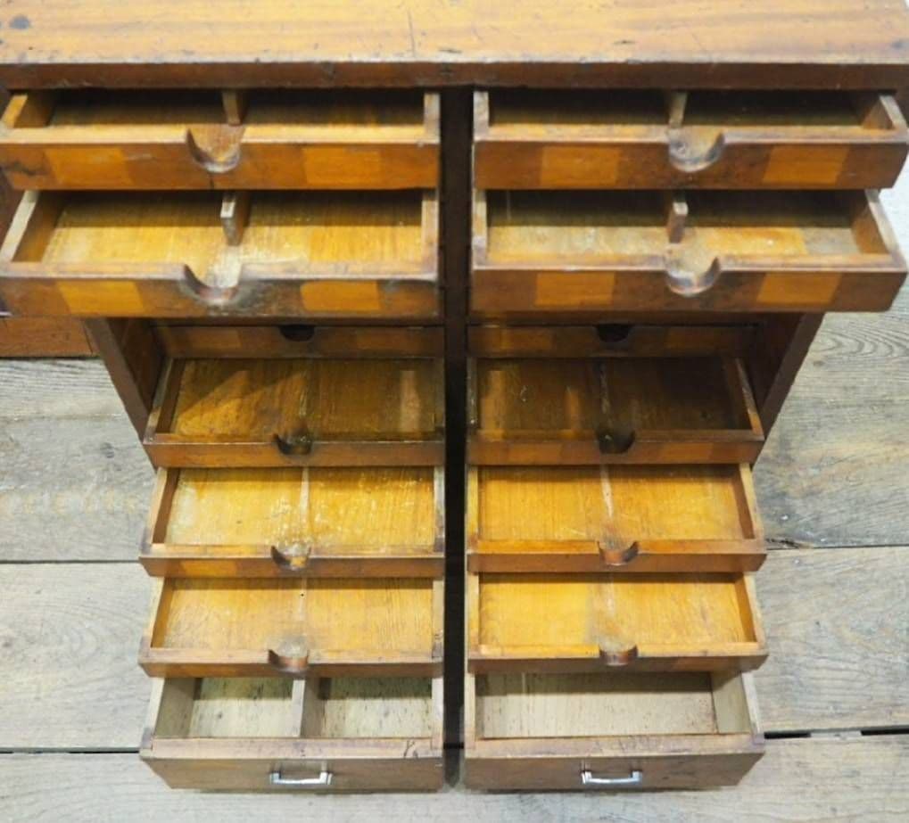 1022 アンティーク　小引き出し　収納棚　チェスト　ケース　レトロ 小物入れ