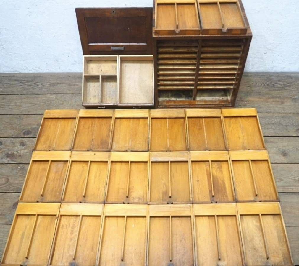 1022 アンティーク　小引き出し　収納棚　チェスト　ケース　レトロ 小物入れ