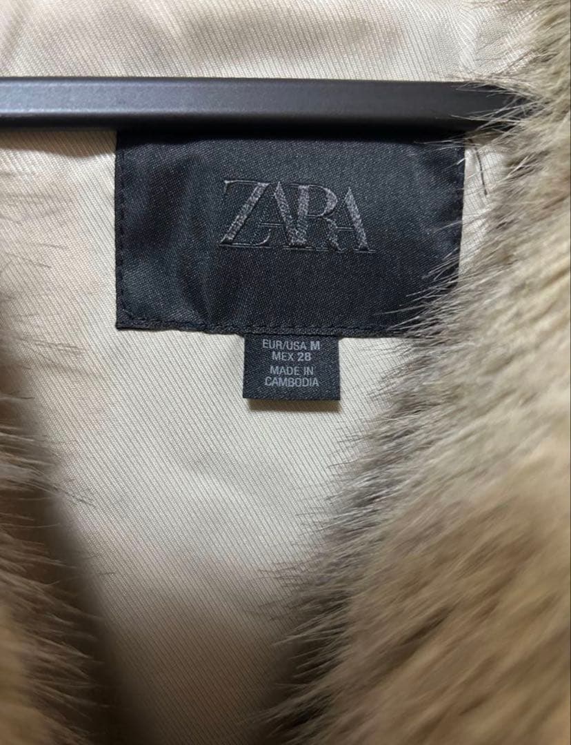 ZARAショート丈ブラウンフェイクファーコート