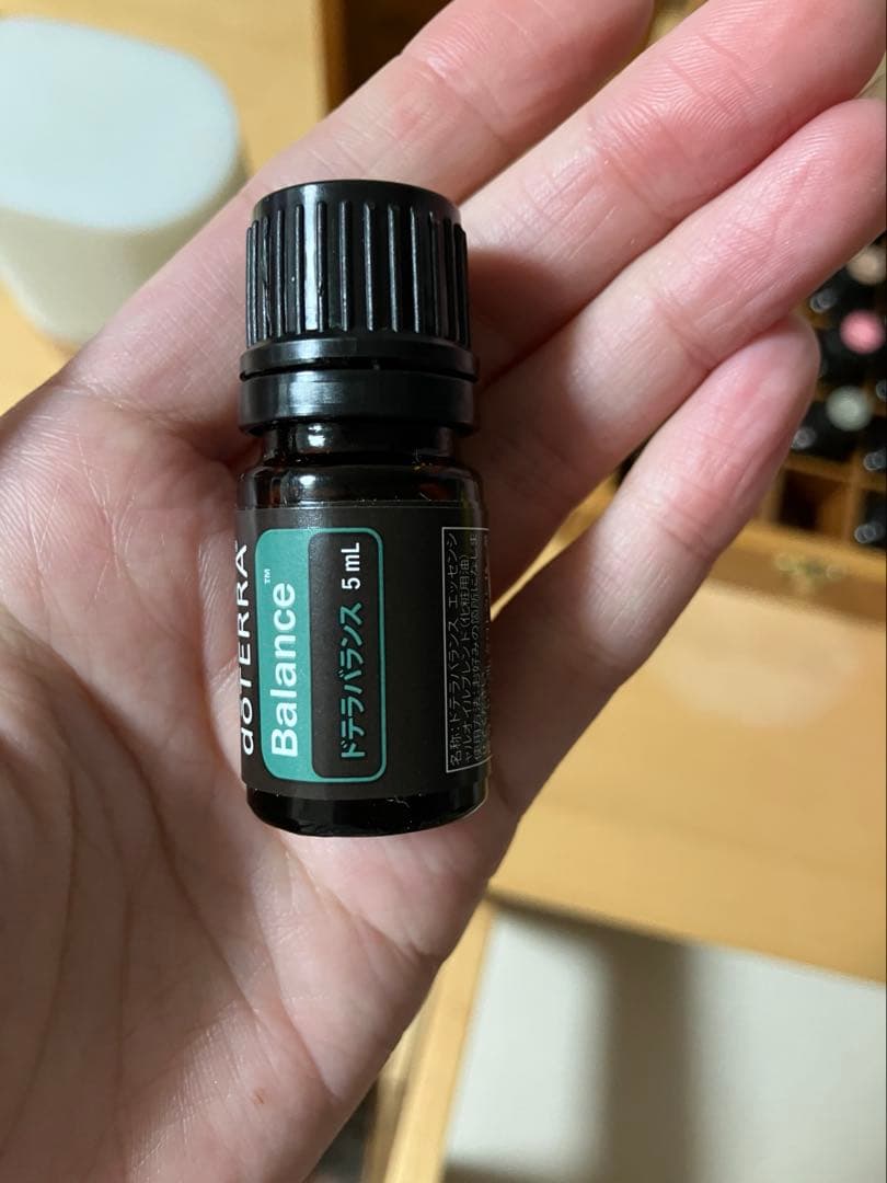 ドテラ　doTERRA エッセンシャルオイル　アロマBOX 専用ディフューザー