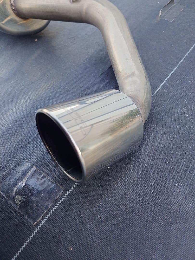 ジムニー　JB64　ロッソモデロ　マフラー