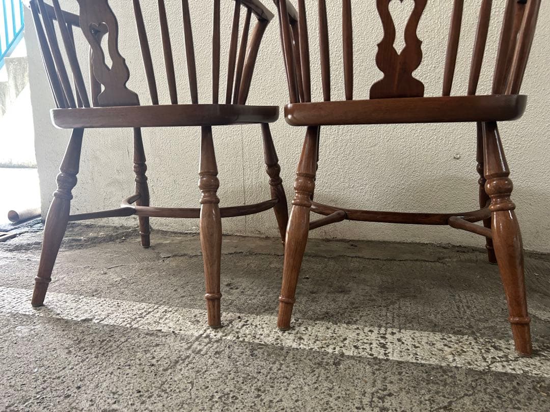 【東京近郊までお届けします】ウィンザーチェア アームチェア 2脚セット 中古品
