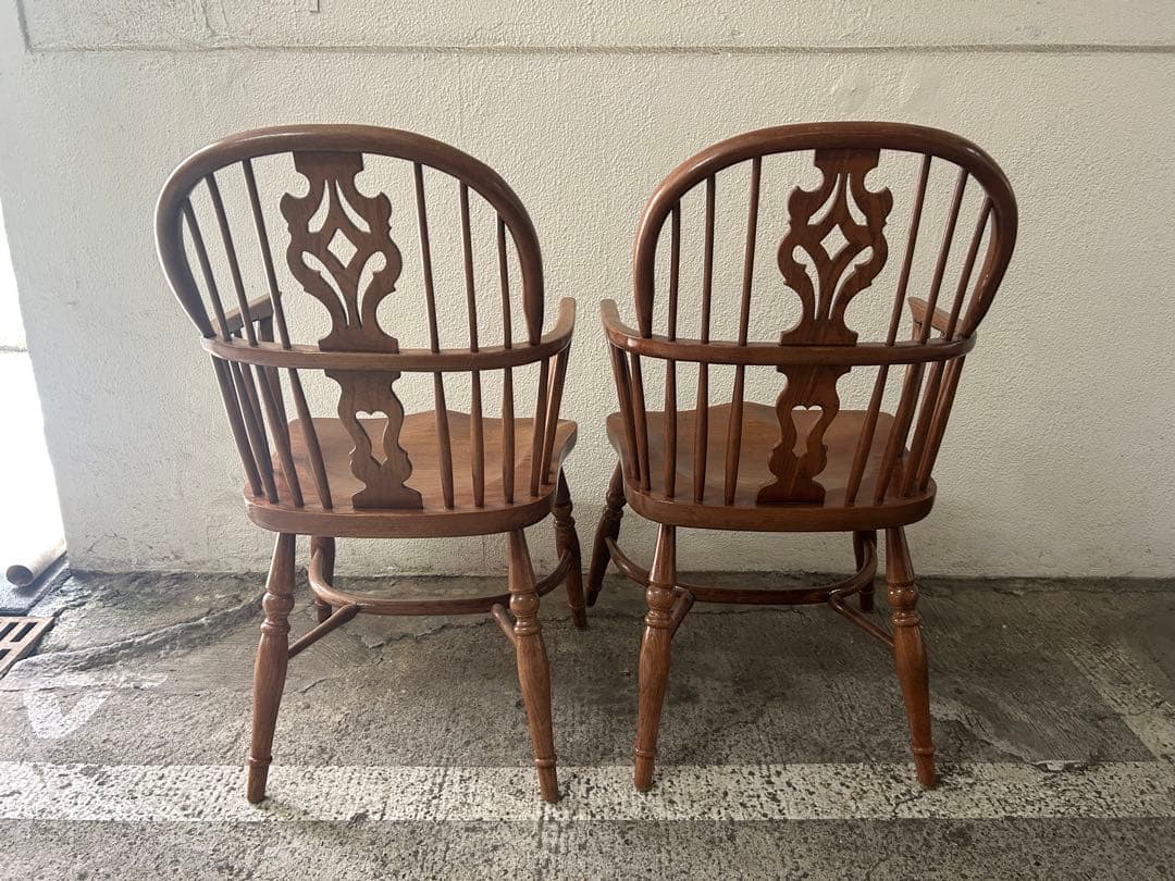 【東京近郊までお届けします】ウィンザーチェア アームチェア 2脚セット 中古品
