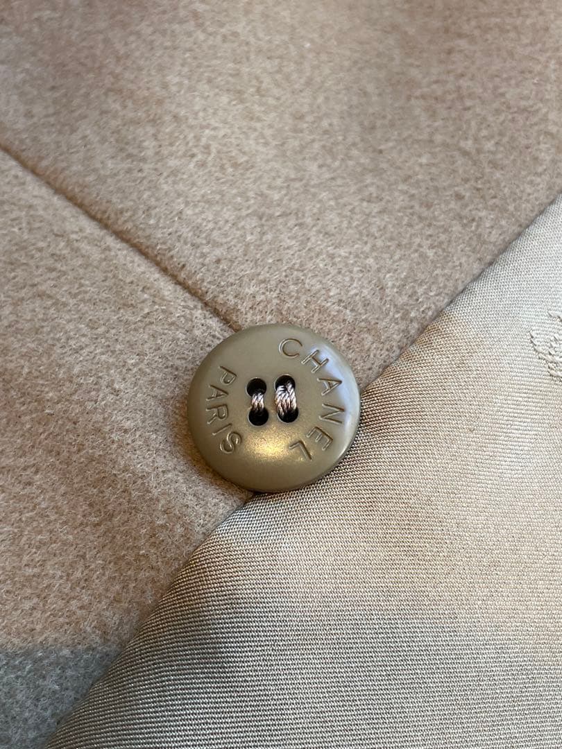 【新品未使用】CHANEL テーラードジャケット　コート　ベージュ　裏地シルク