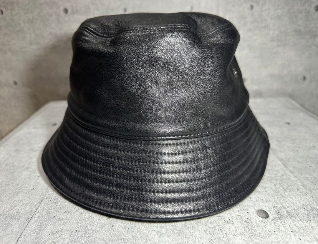 美品　COACH ブラック レザー　バケットハット M