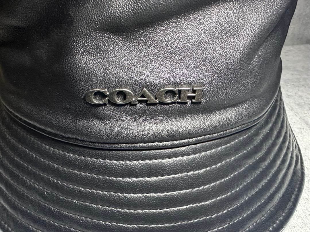 美品　COACH ブラック レザー　バケットハット M