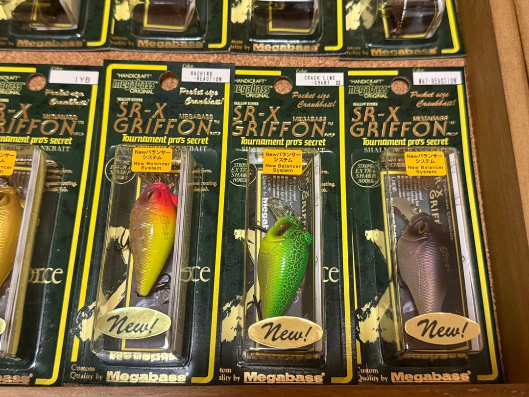 メガバス　SR-Xグリフォン　新品33個　2002年頃のカタログ全カラー