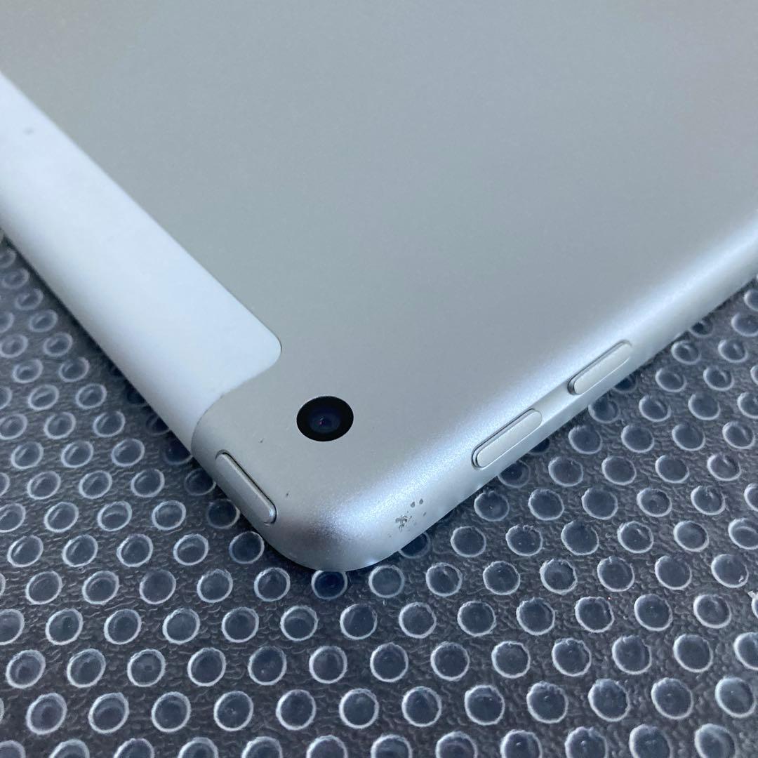 777【早い者勝ち】iPad6 第6世代 32GB SIMフリー☆