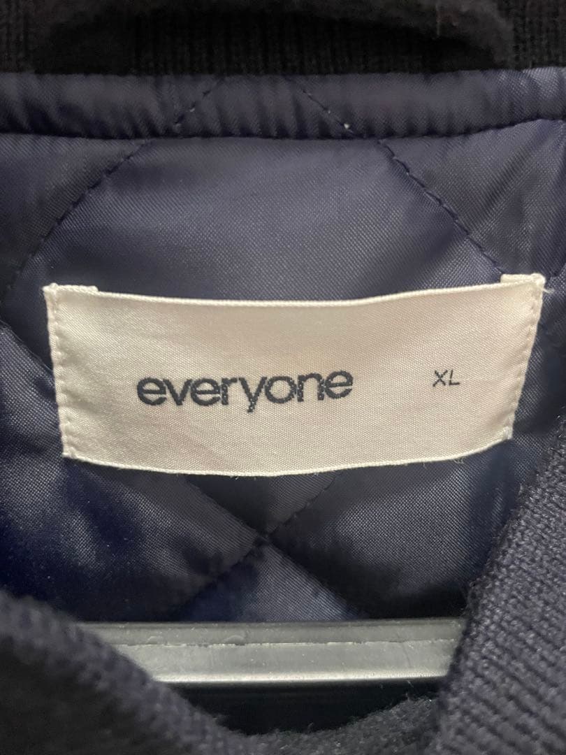 期間限定値下げ❗️everyone ネイビー スタジャン XL