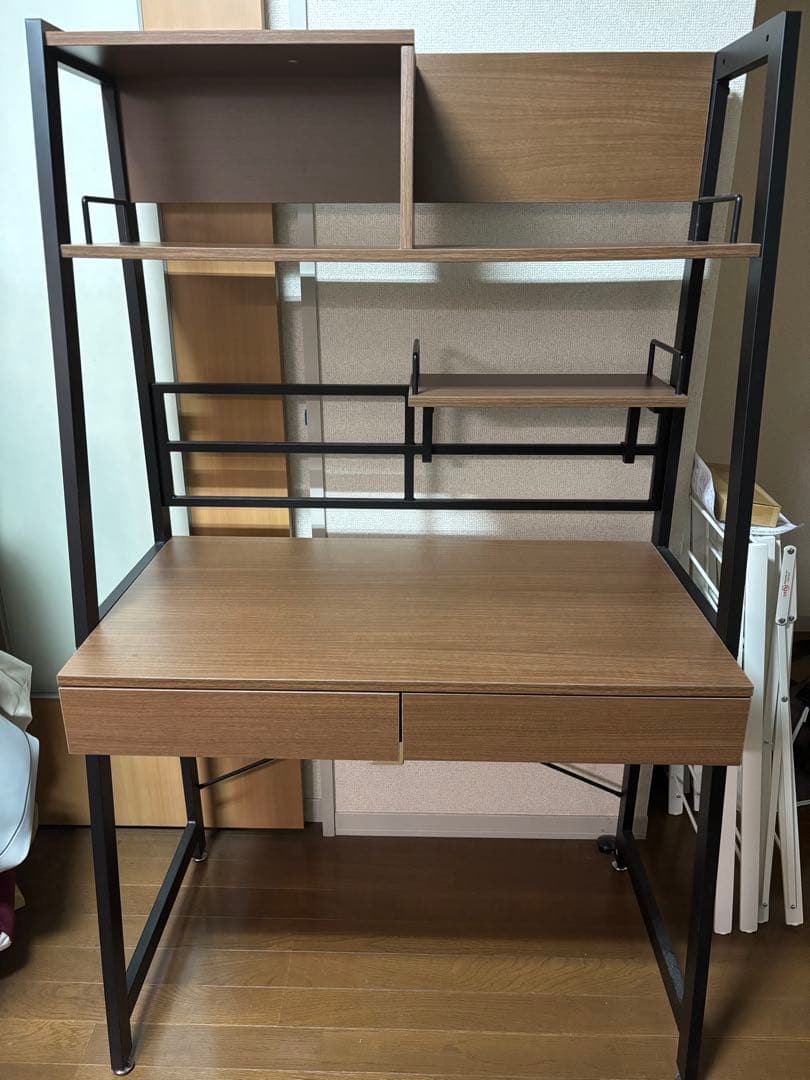 ニトリ　省スペースデスク