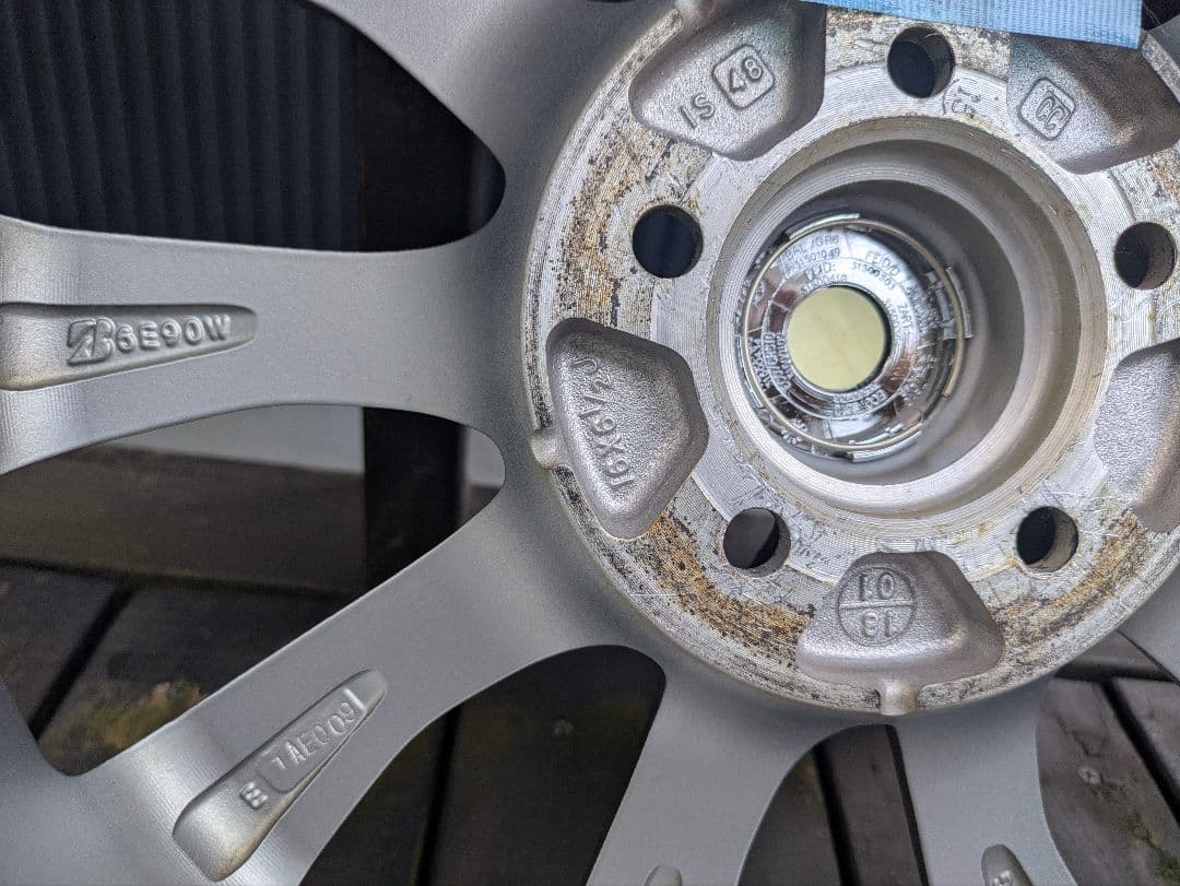 16インチ ホイール 6.5J +48 5H PCD 100 分割出品②