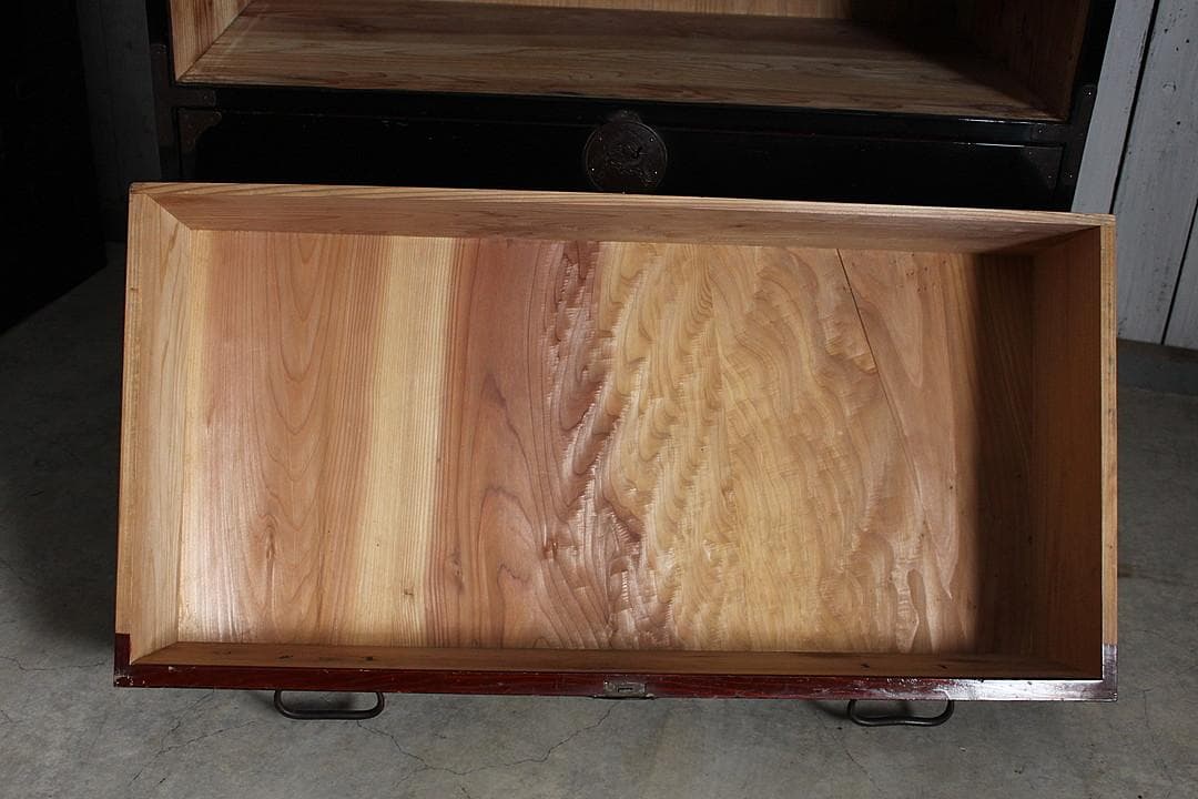 綺麗な丸金具庄内箪笥　3段　中桐　タンス　収納　古家具　古民家　時代家具