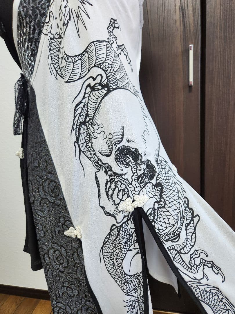 キューティーフラッシュ　白×黒　着物風チュニック