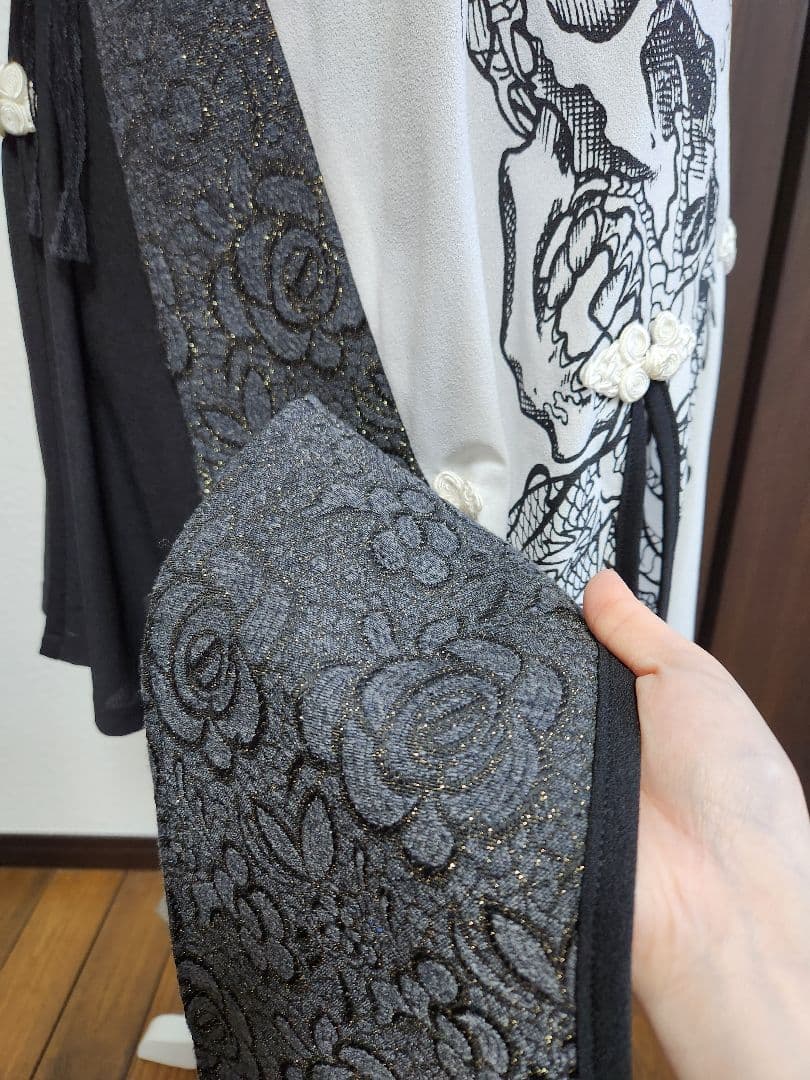 キューティーフラッシュ　白×黒　着物風チュニック