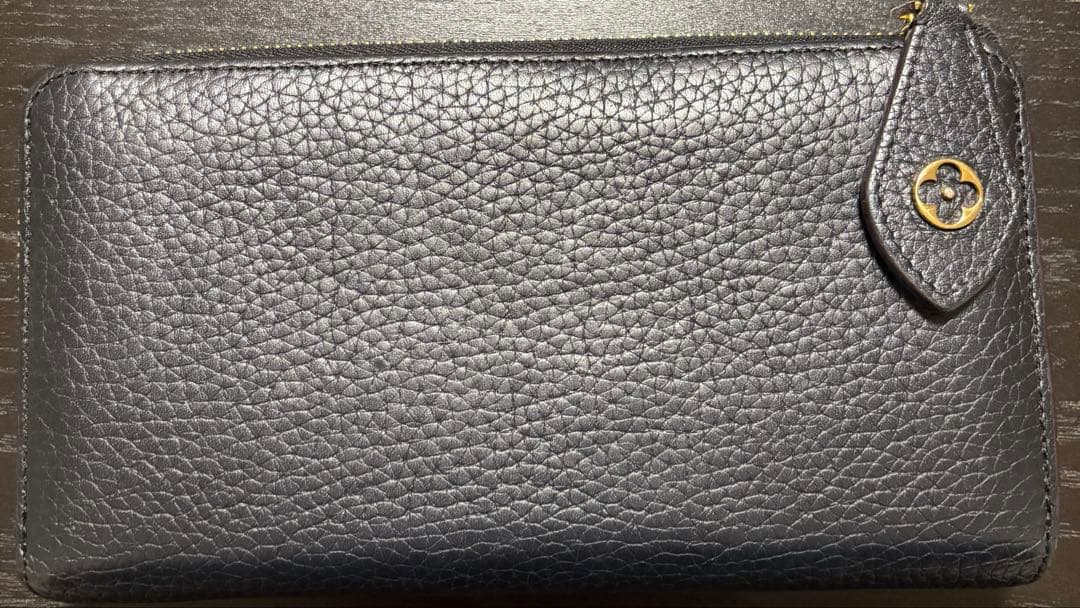 ポルトフォイユ　コメット　ルイヴィトン