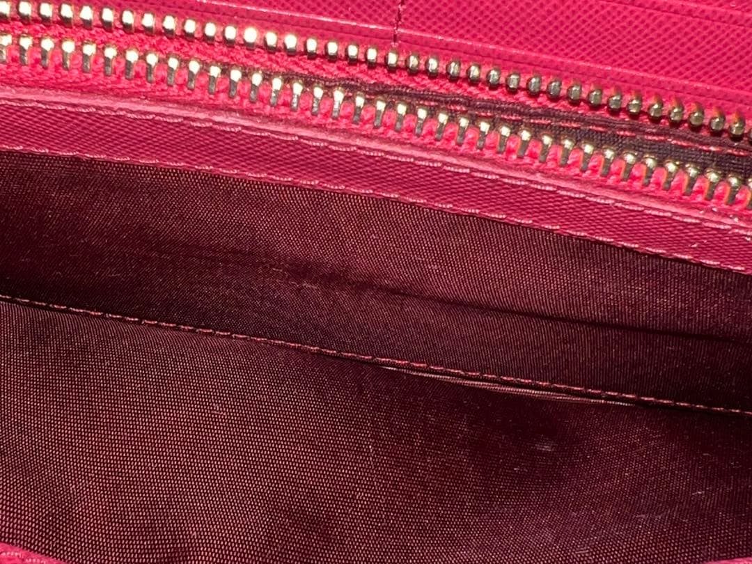 PRADA ピンク 長財布 224