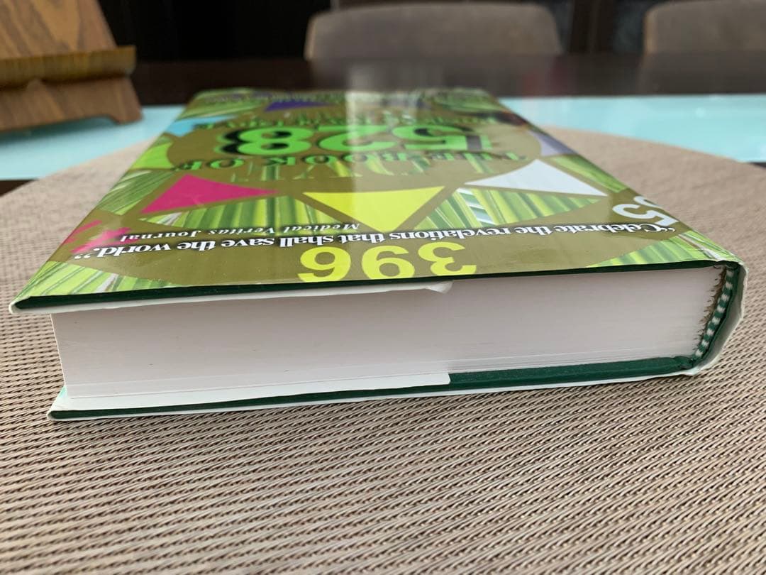 洋書 THE BOOK OF 528 Prosperity Key of LOVE