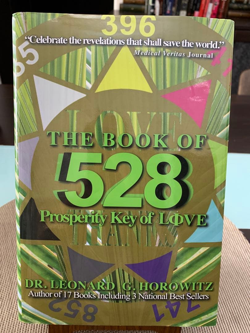 洋書 THE BOOK OF 528 Prosperity Key of LOVE