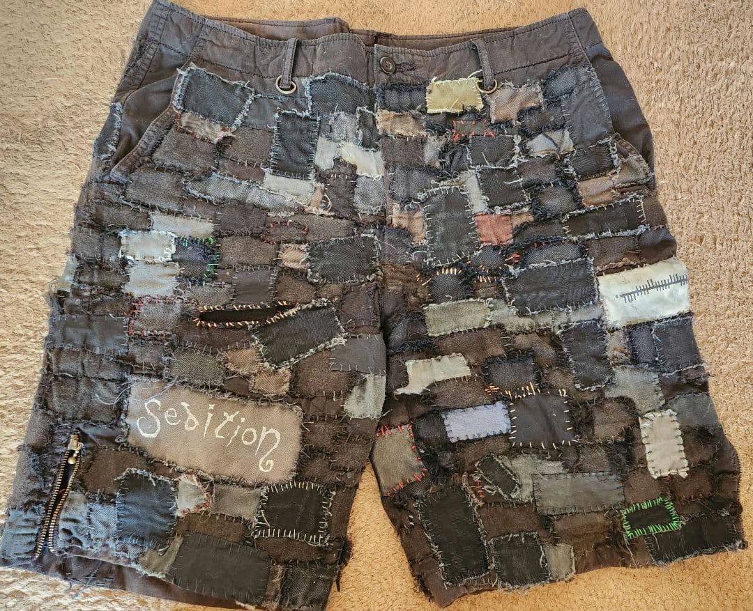 クラストパンツ　ショーツ