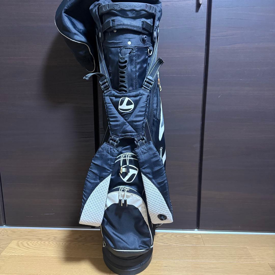 TaylorMade キャディバッグ ゴルフバッグ スタンド式 黒/白
