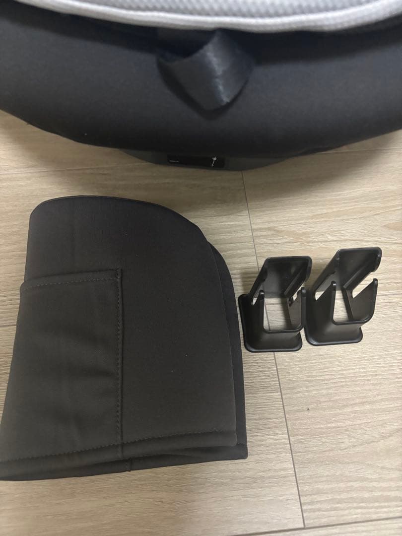 極美品　コンビ　ザエス　THE S ISOFIX　エッグショック　ZC-720