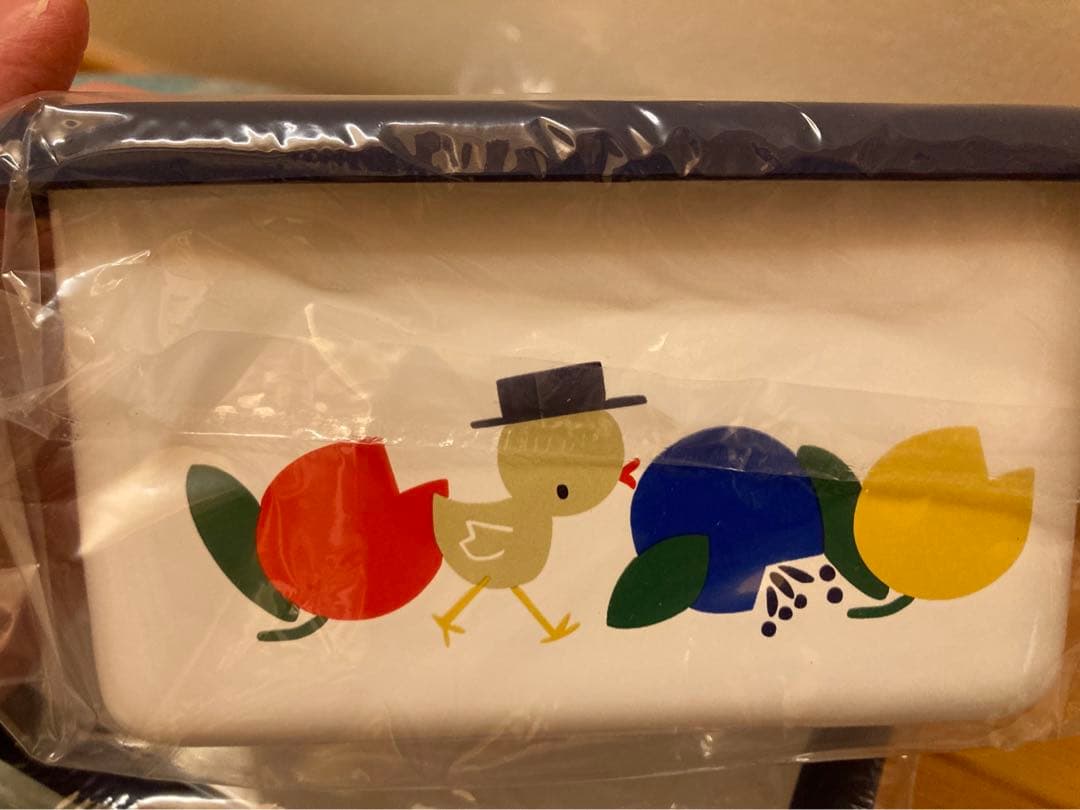 新品！激レア　ファミリア ホーロー容器3点セット！