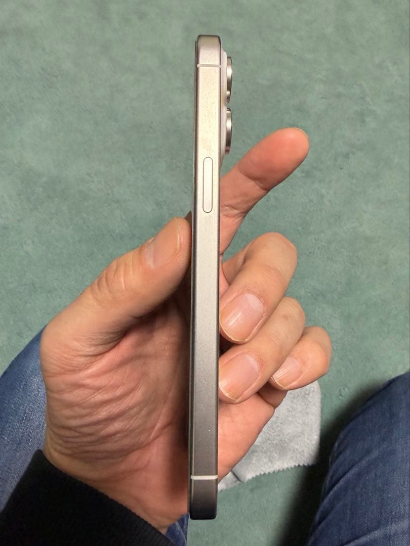 iPhone 15 Pro Max 【7月まで保証残あり】