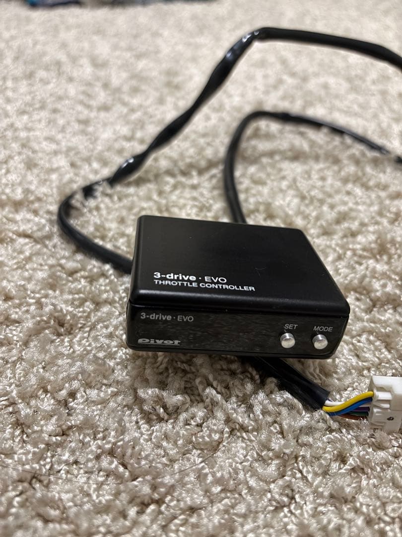 ジムニーjb64 3-drive EVO スロットルコントローラー