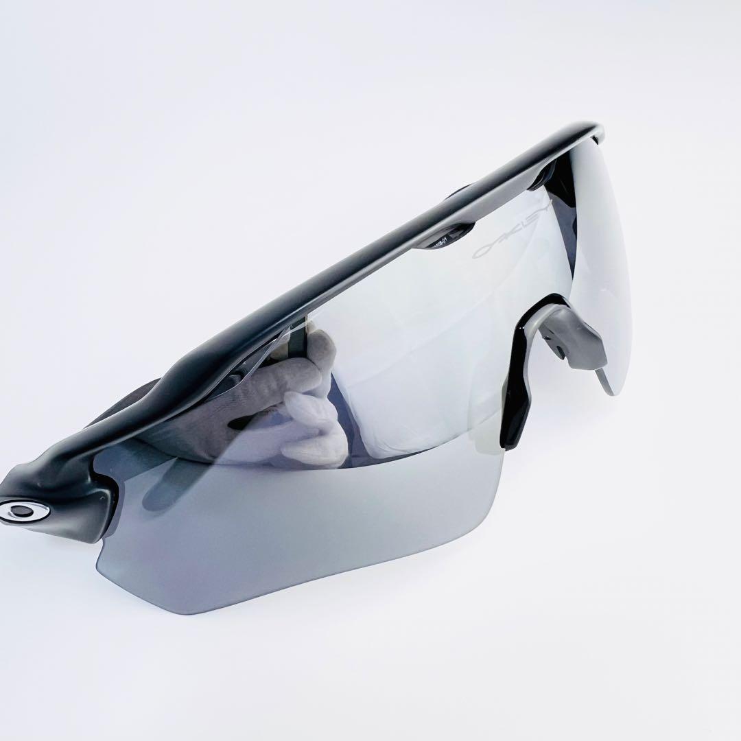 美品♪OAKLEY RADAR EV PATH スポーツサングラス ケース付き.